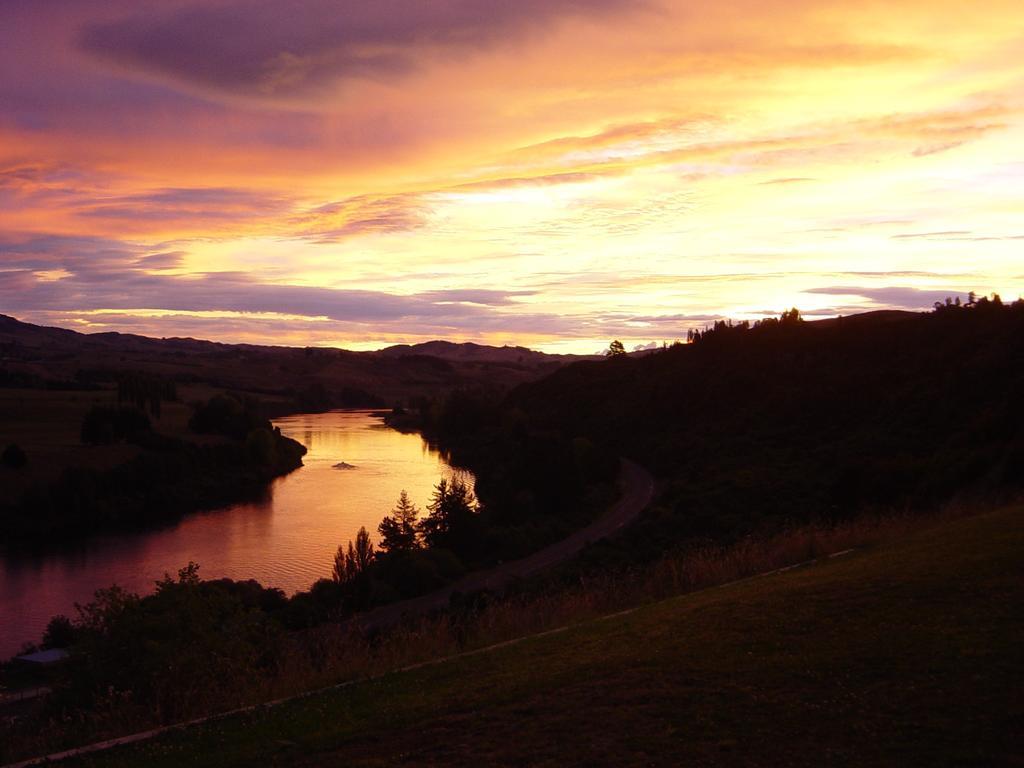 Lake Karapiro Lodge Tirau Eksteriør billede