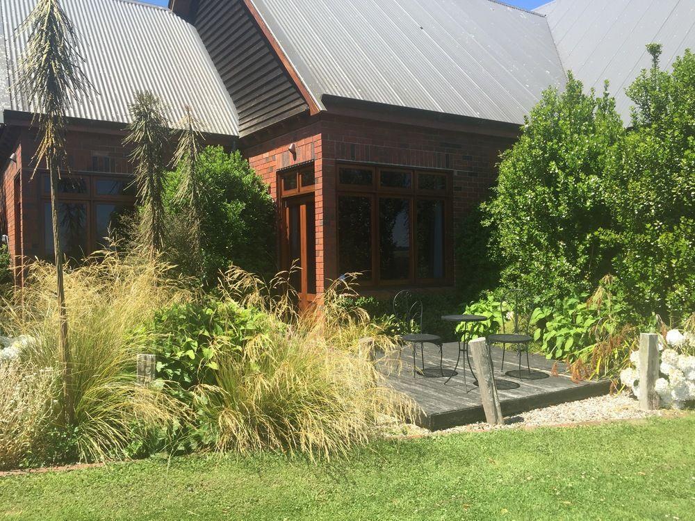 Lake Karapiro Lodge Tirau Eksteriør billede