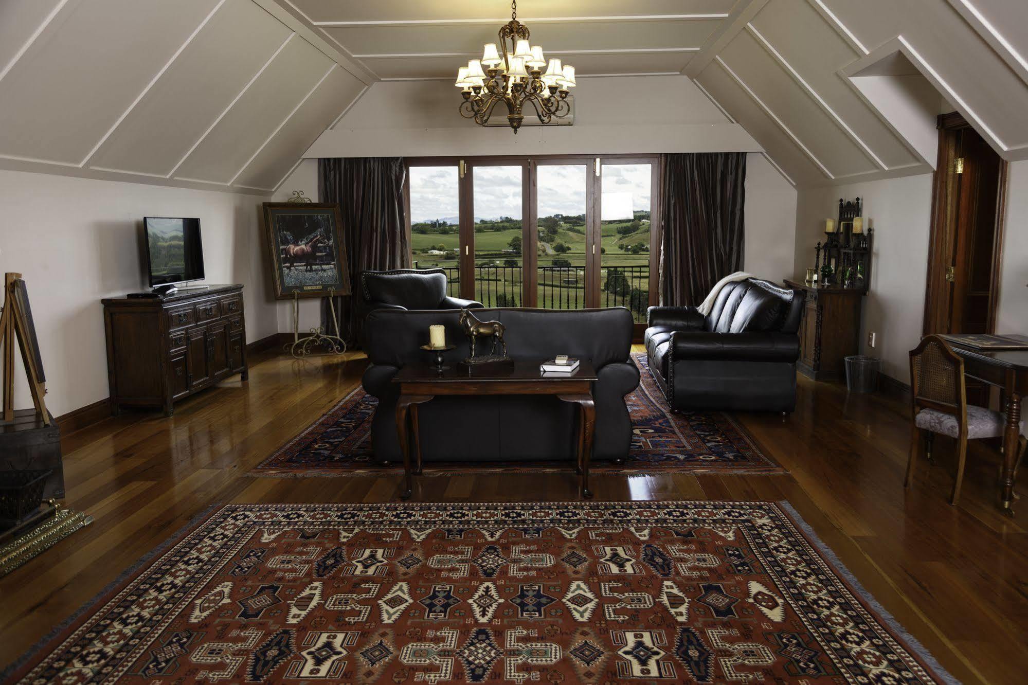 Lake Karapiro Lodge Tirau Eksteriør billede